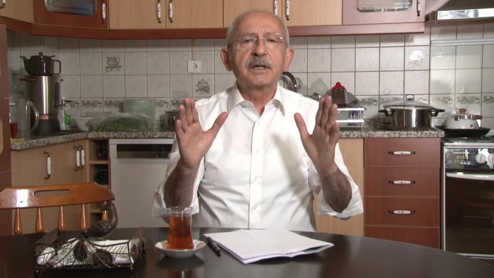 KILIÇDAROĞLU: “FAKİRLİĞİMİZİ SATMAYA HAZIRLANAN BİR İKTİDARLA KARŞI KARŞIYAYIZ. BU ORGANİZE KÖTÜLÜKLE KAVGA EDECEĞİM”