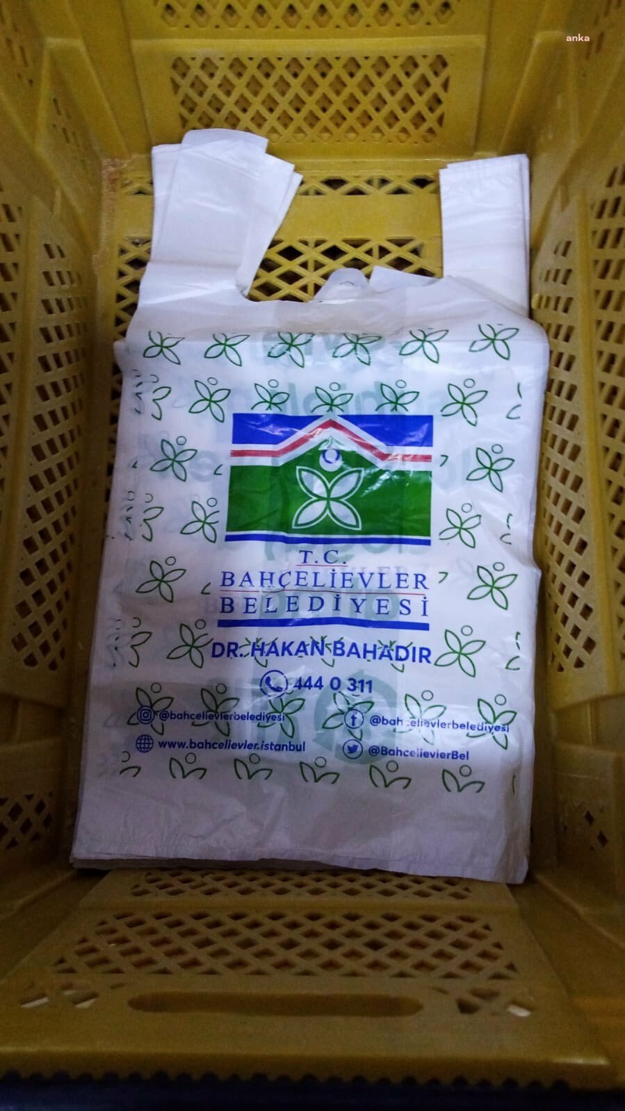 Özgen Nama'dan Bahçelievler Belediyesi'ne poşet tepkisi: "Algı yapmayın, hizmet yapın"