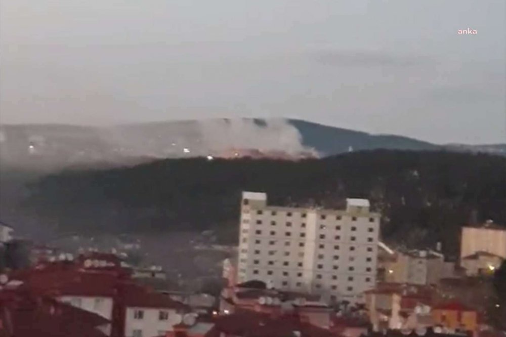 ÜMRANİYE T TİPİ CEZAEVİ'NDE MAHKUMLAR YANGIN ÇIKARDI