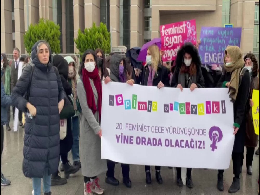 RİTME GÖRE ZIPLAYAN KADINLAR HAKİM KARŞISINA ÇIKTI