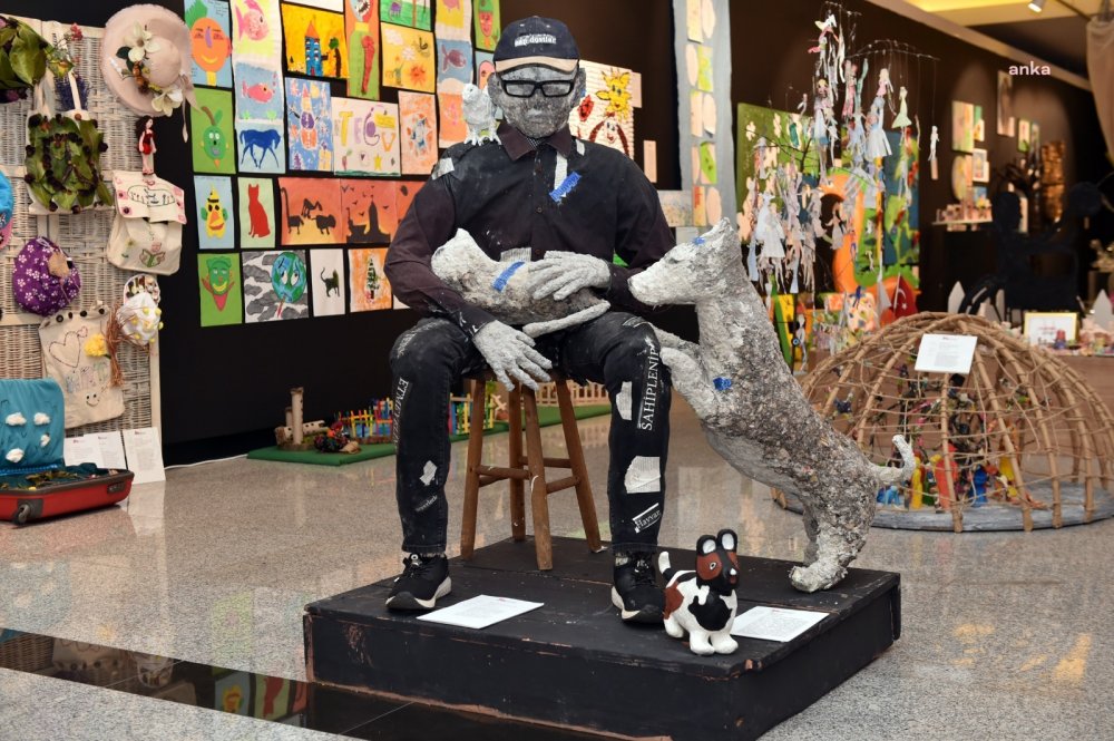 6. İSTANBUL ÇOCUK VE GENÇLİK SANAT BİENALİ BEŞİKTAŞ’TA BAŞLADI