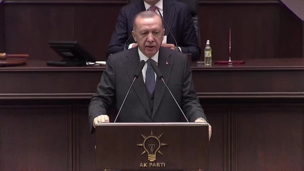 ERDOĞAN: "SIKINTILARIMIZ, SANCILARIMIZ VAR. SIKINTILAR BİZİ MANEVİİSYANA SÜRÜKLERSE, ASIL FELAKETİMİZ İŞTE O ZAMAN BAŞLAR"