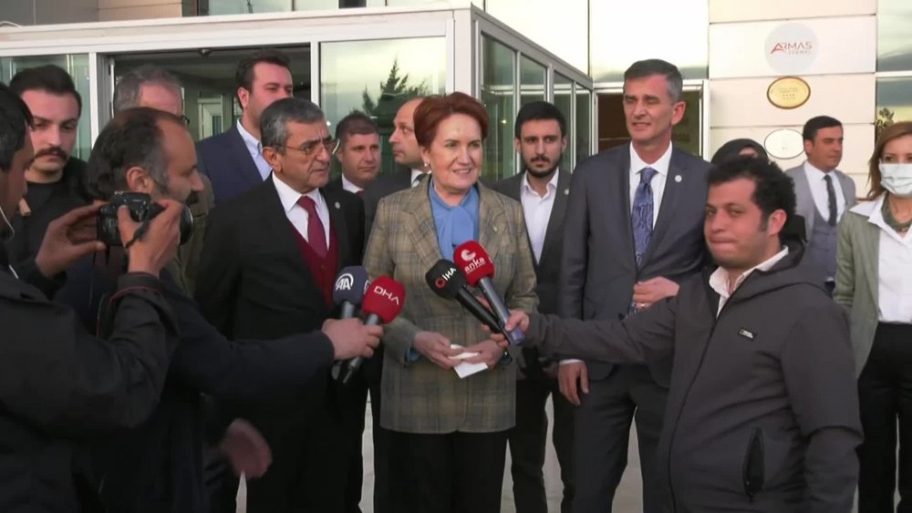 MERAL AKŞENER: "UMARIM SAYIN KILIÇDAROĞLU’NUN BU TUTUMU, 3,5 MİLYON ELEKTRİĞİ KESİLMİŞİNSANLARA DAİR BİR DİKKAT ÇEKER"