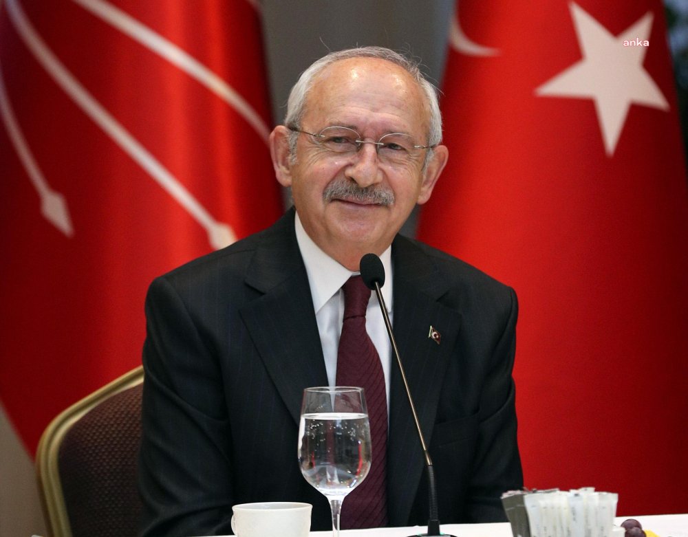 KILIÇDAROĞLU: “SARAY KARANLIĞINA MAHKUM OLAN ÜLKEMİZ, GERÇEK VATANSEVERLERİN ELİNDE AYDINLIĞA ULAŞACAKTIR”
