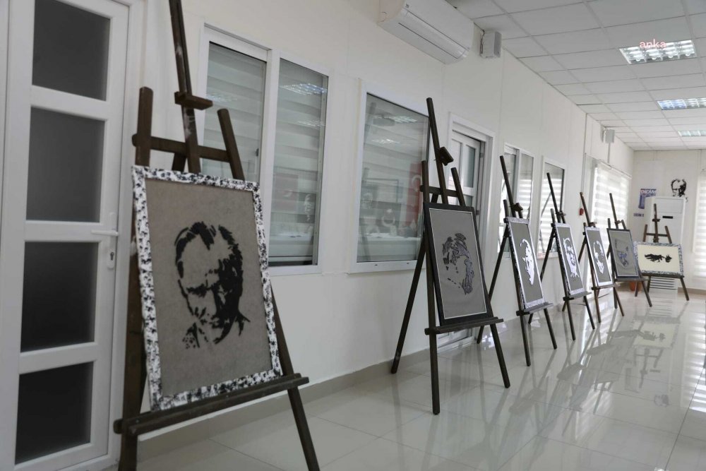 'ATATÜRK SİLUETLERİ' SERGİSİ DİDİMLİLERLE BULUŞTU