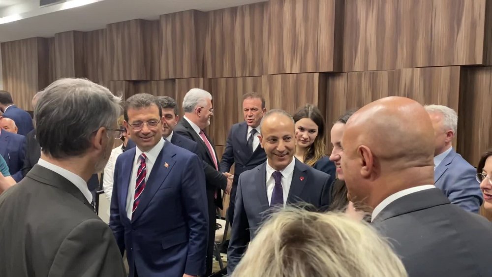 İMAMOĞLU, SARAYBOSNA’DA: YURTTA BARIŞ, DÜNYADA BARIŞ