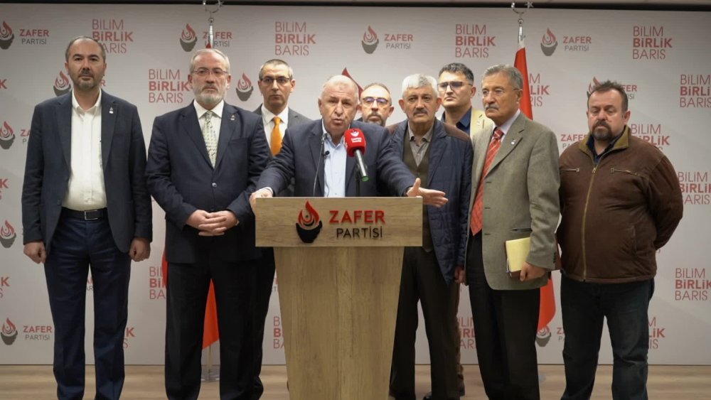 ZAFER PARTİSİ GENEL BAŞKANI ÖZDAĞ’DAN, BAKAN SOYLU'YA SERT TEPKİ: "İÇİŞLERİ BAKANLIĞI ÖNÜNDE BULUŞALIM. TEK BAŞIMA VE SİLAHSIZ GELECEĞİM, ERKEKSEN ORADA BEKLE”