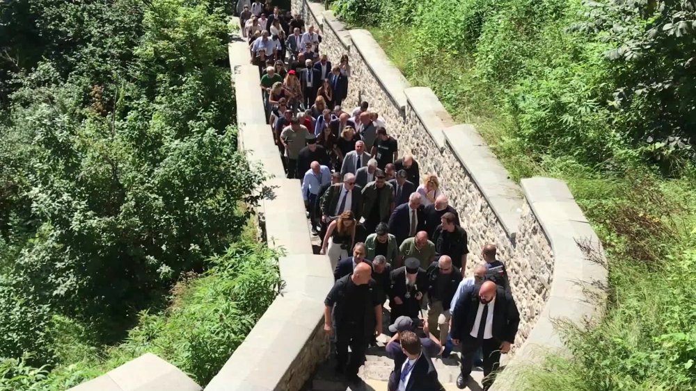 SÜMELA MANASTIRI'NDA 9. AYİN DÜZENLENDİ. FENER RUM PATRİĞİ BARTHOLOMEOS: “BİRBİRİMİZİ DAHA İYİ TANIYALIM, İNSANLARI SEVELİM, FARKLI KÜLTÜRLERİ SAYALIM. BU TOPRAKLAR ÖRNEK OLSUN"