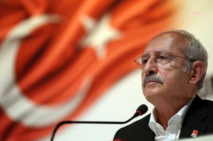 KILIÇDAROĞLU: "BUGÜN ART ARDA GELEN ACI HABERLER YÜREĞİMİZİ YAKTI. MARDİN’DE MEYDANA GELEN TRAFİK KAZASINDA YAŞAMINI YİTİREN YURTTAŞLARIMIZA ALLAH’TAN RAHMET, YARALILARIMIZA ACİL ŞİFALAR DİLİYORUM"