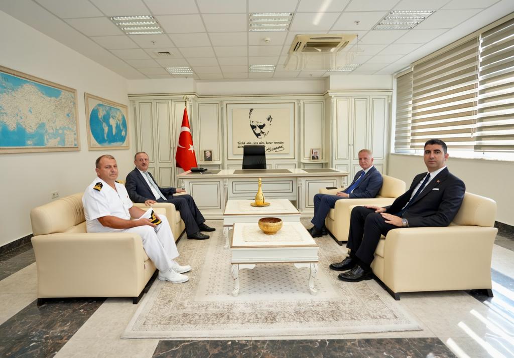 istanbul-valisi-davut-gulden-kartal-belediyesine-ziyaret-3.jpeg