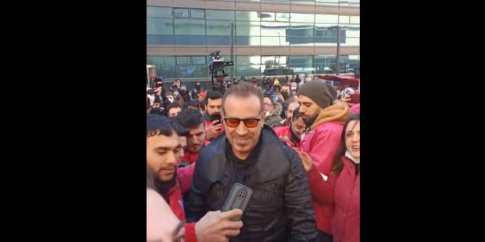 Haluk Levent, hakları için direnen YemekSepeti çalışanlarını ziyaret etti