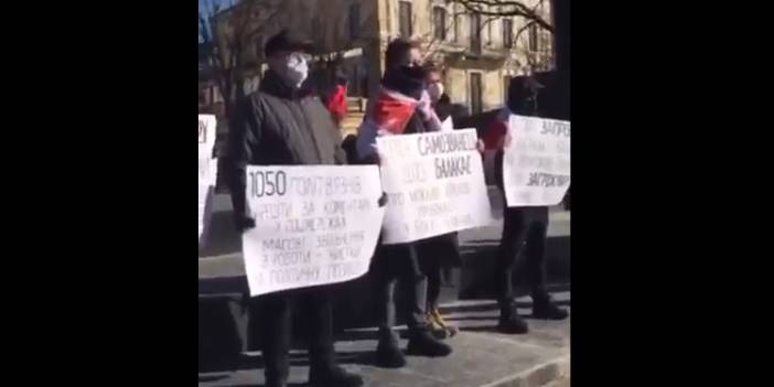 Ukrayna halkı olası Rusya müdahalesine karşı sokağa çıktı