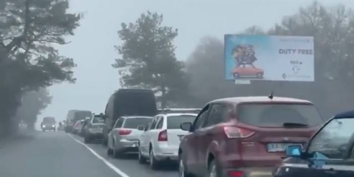 Ukrayna'da insanlar göç ediyor